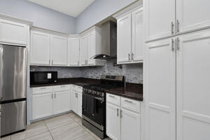 Kitchen W gas range