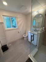 Master Bedroom Bathroom