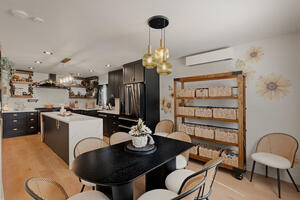 Open Kitchen