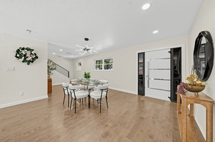 408 Meadowbrook Dr