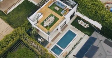 1524 N Sierra Bonita Ave Los Angeles