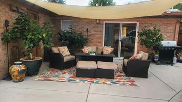 Modern Ranch Beautiful Neighborhood