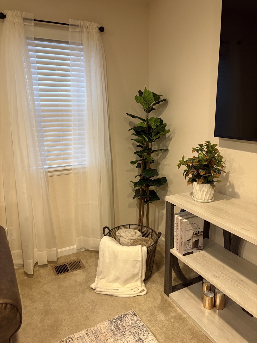 Furnished Home Rental in Castle Rock