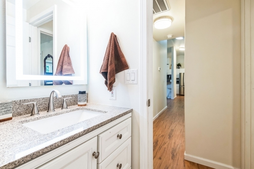 Marysville Furnished 3 Bedroom Duplex