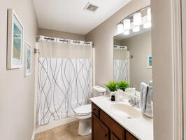 EV SkyCharge ATL  Executive Townhome