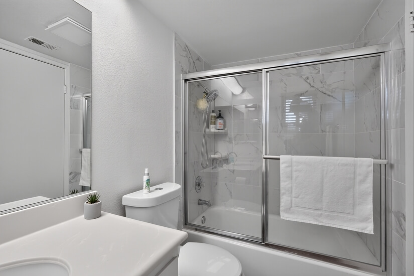 Furnished Townhome in Commerce CA