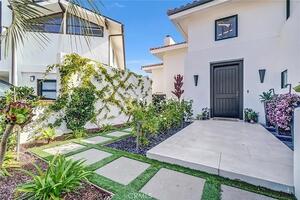 Luxury Huntington Harbour Waterfront
