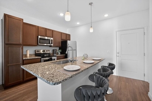  Furnished 1BR for Business Stays