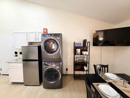 Kitchen Fridge W/D Roku TV