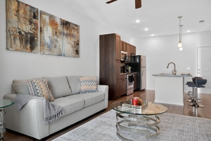  Furnished 1BR for Business Stays