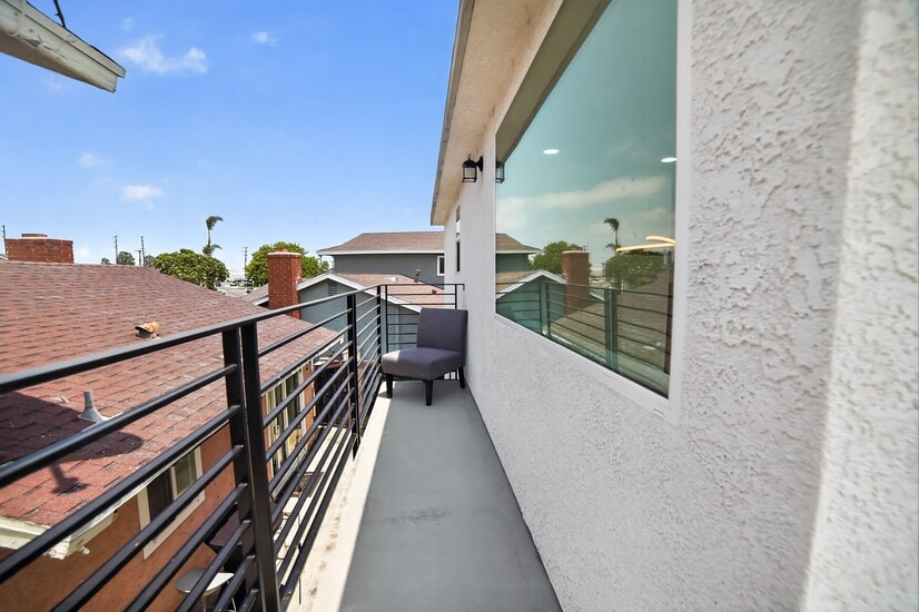 New 2 bed 2 bath ADU with Balcony