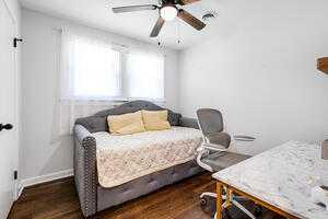 Office space/Sofa bed in Bedroom 3