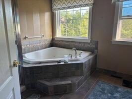 Furnished Luxury House in Collegeville