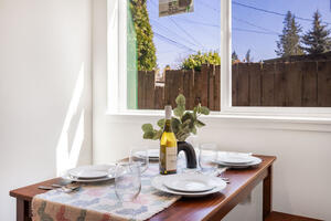 Turnkey 2BR Furnished Home Near UW