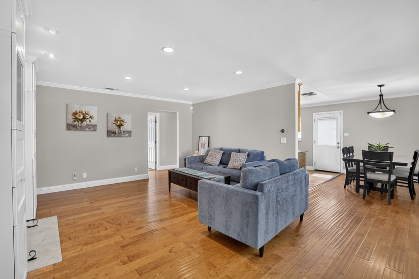 Fully Furnished 3 Bed 2 Bath 1 Office