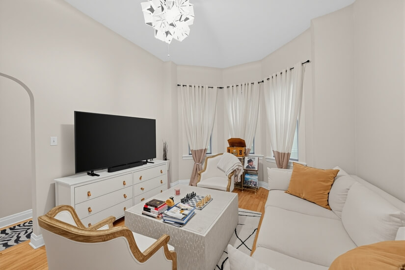 Fully Furnished Unit in Chicago
