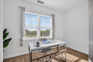  Furnished 1BR for Business Stays