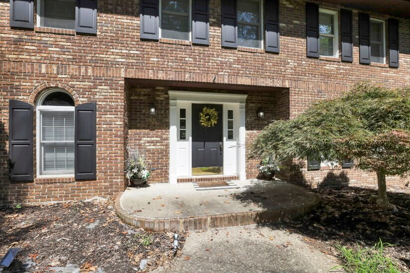 Fully Furnished home rental Zainesville