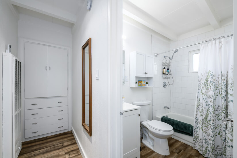 Heart of Winters  Fully Furnished 2BR