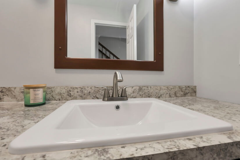 Fully Furnished home rental Zainesville