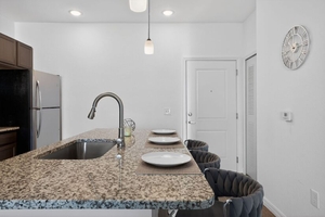  Furnished 1BR for Business Stays