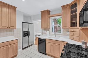 Furnished 4 Bedroom Single Family House 