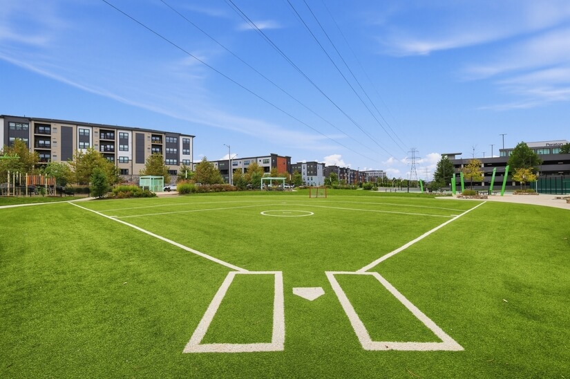 Furnished New Condo near AWS Herndon