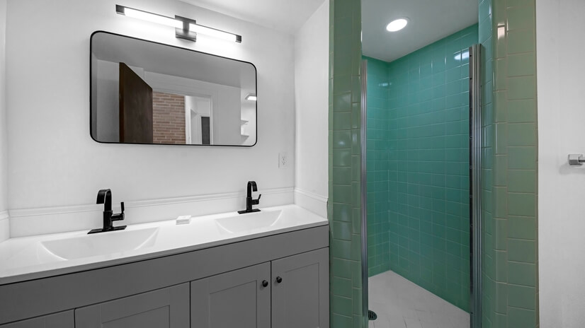 Luxury 4BR Home Near Downtown Nashville
