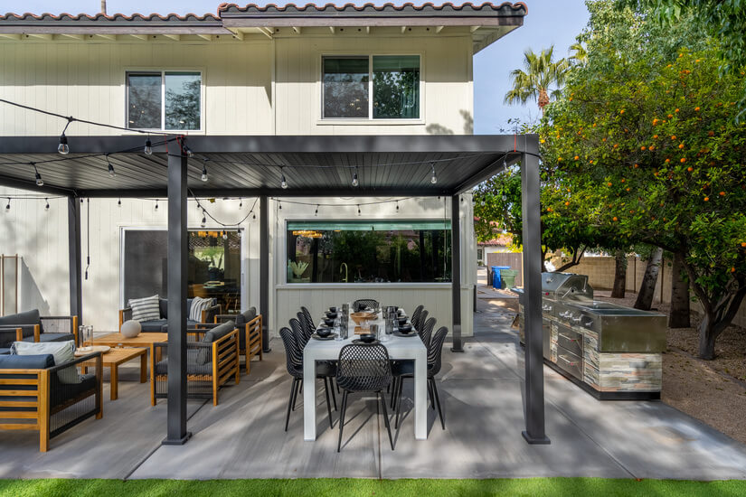 Fully furnished home with Pool and Spa 