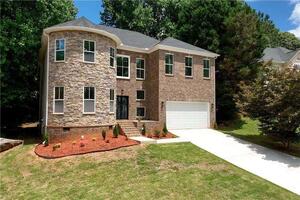 Stunning Newly Built 5BR Home in Stone Mountn