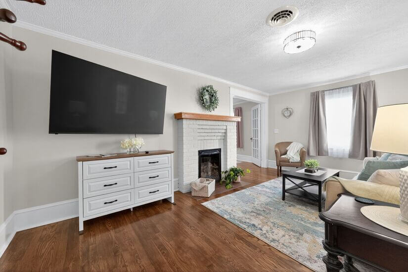 Bristol Furnished Single Story w Office