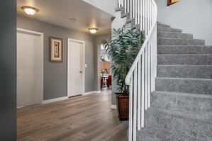 Gorgeous 4bd/3ba Home, Newly Renovated