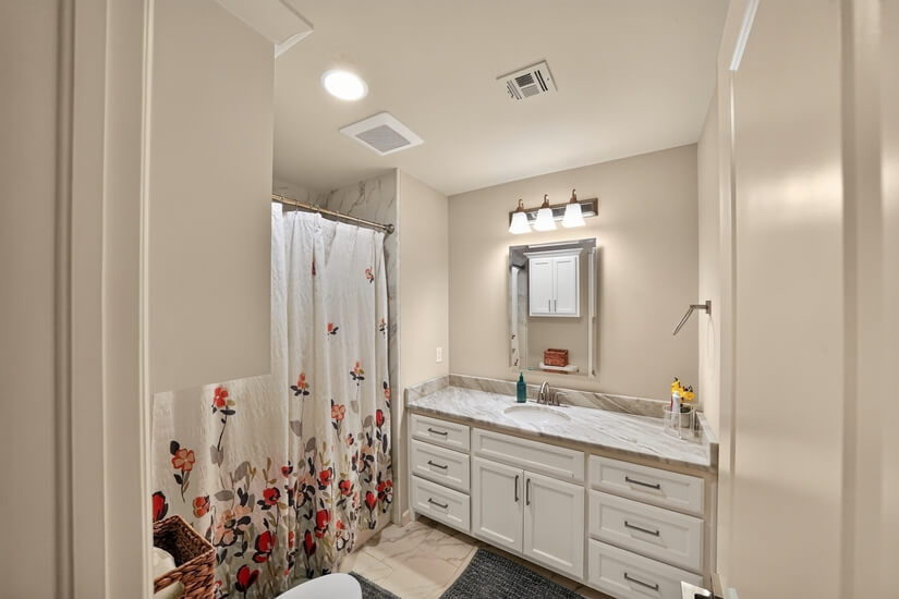 Fully Furnished House near Tulsa Hills