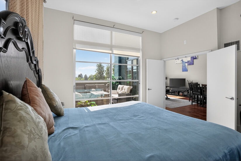 LOVELY 4 BED 3 FULL BATH IN SANTANA ROW