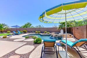 Backyard pool and spa