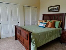 Generous closets & a comfortable Queen size S