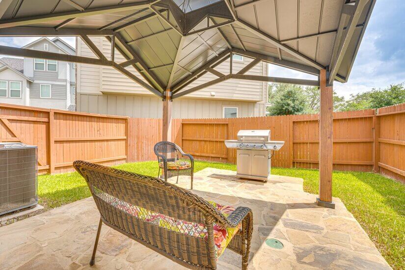 Furnished Luxury Home in San Antonio