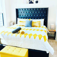 Luxury, King Plush Bed
