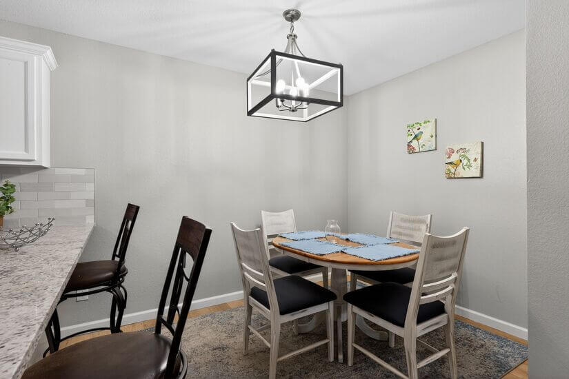 Beautiful Remodeled Fully Furnished Home