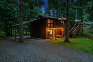 Enjoy a quiet stay nestled among tall trees.
