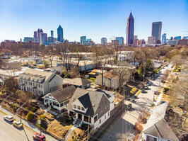 Modern 1BR Corporate Retreat