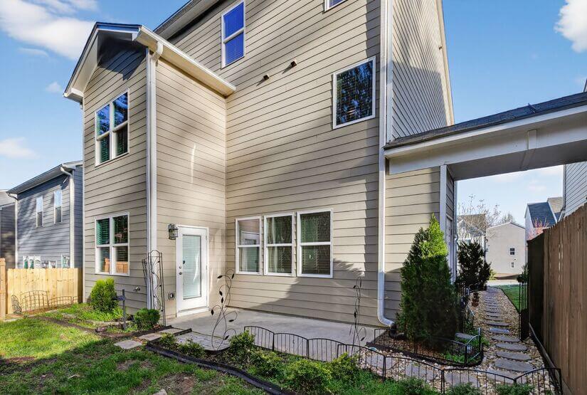 Fully Furnished Home