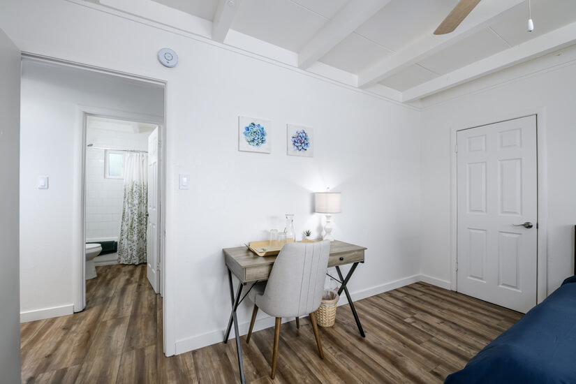 Heart of Winters  Fully Furnished 2BR