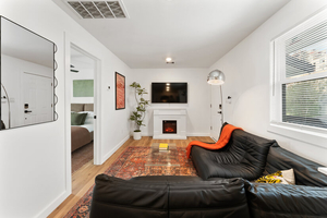 Stylish Cullen Premier 2BR Residence
