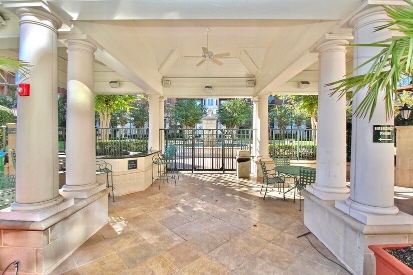 Beautifully Upscale Studio in Charlotte 