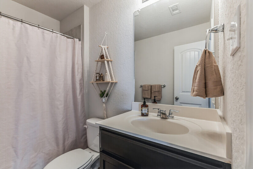 Pet Family Friendly Large Modern 5 Bed