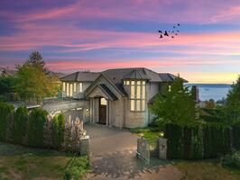 Vancouver Best View Luxury Modern House