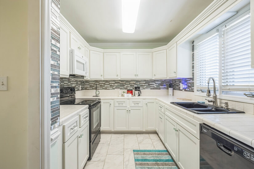 Kickback and Enjoy the Savannah River