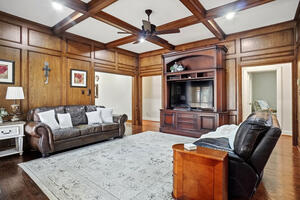 2412 Emerald Circle 