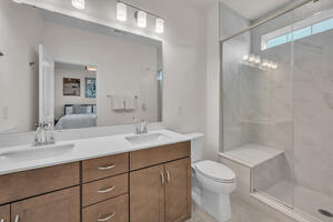 Luxury Furnished Baxter Village Townhome